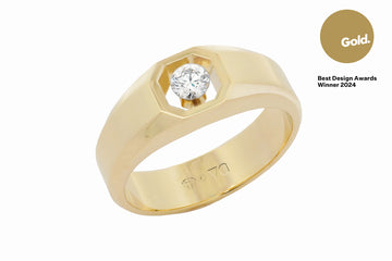 The Floeting® Diamond Signet Ring winning Gold Pin of Best Design Awards 2024